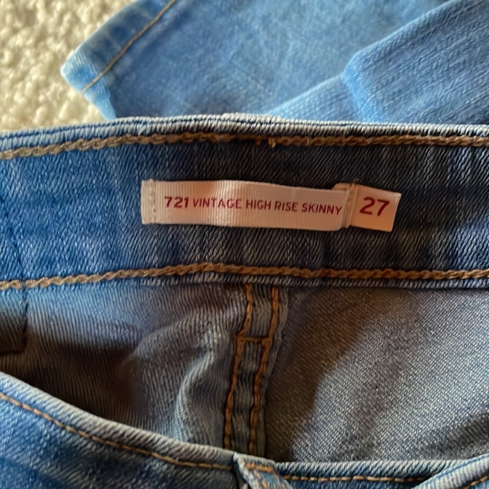 Levi Jeans - Picture 4 of 4